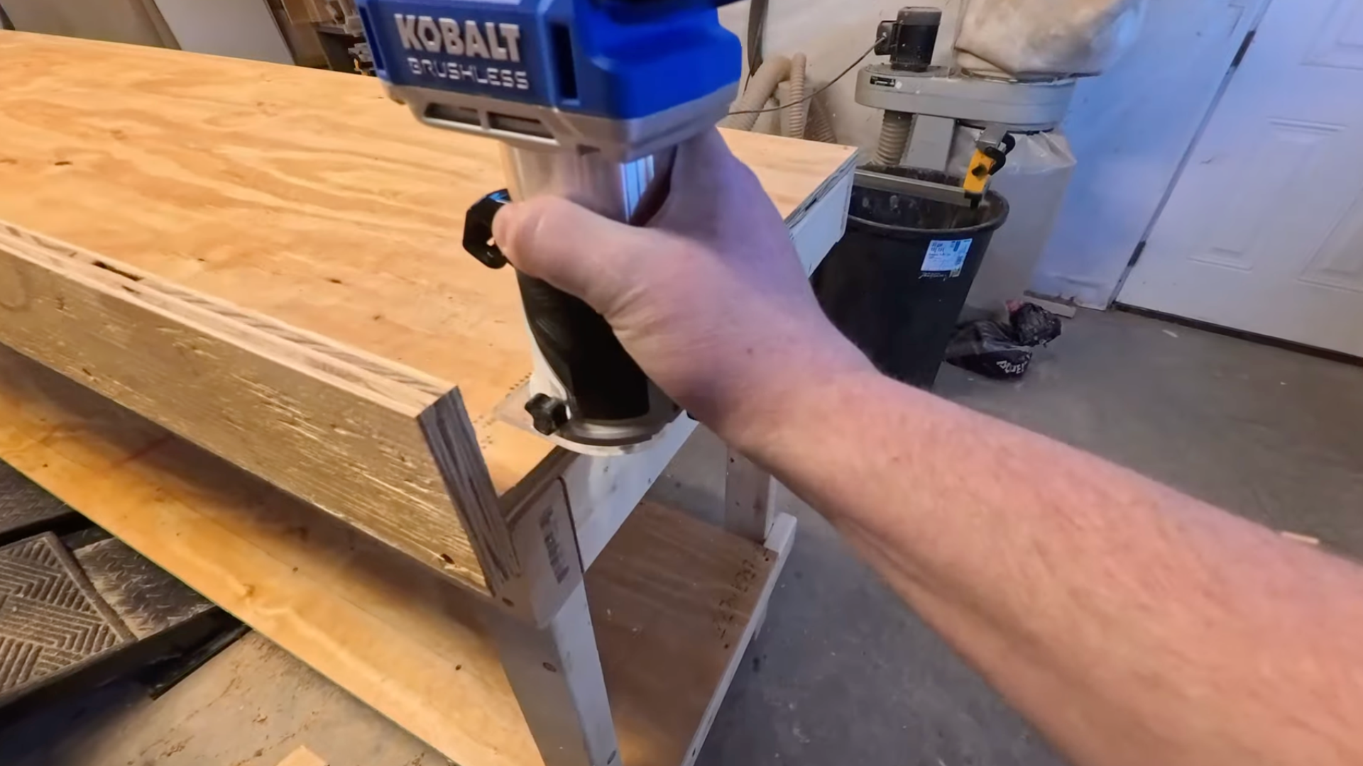 Step 7 Transporting and Setting up the Workbench