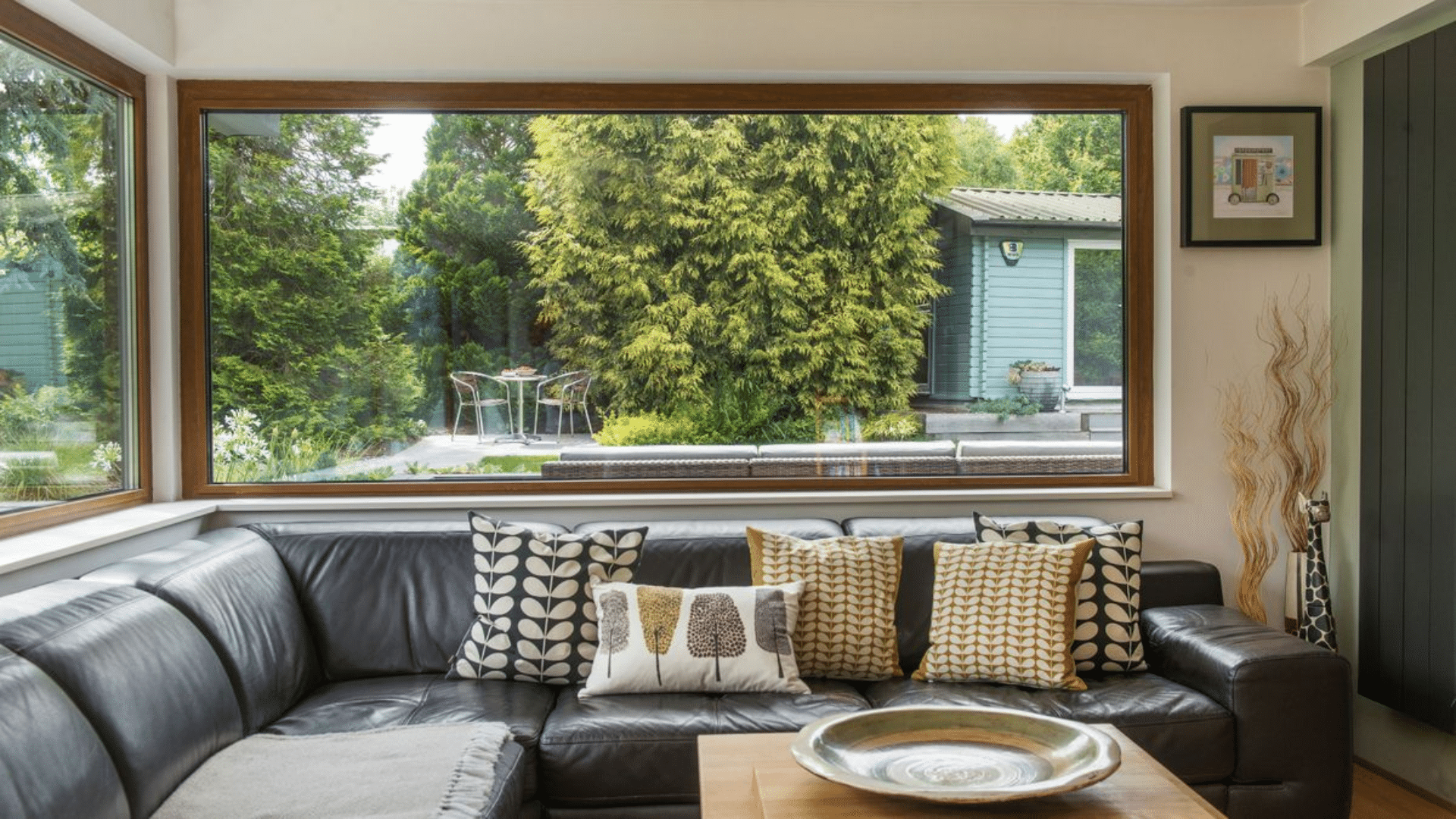 4. Picture Windows