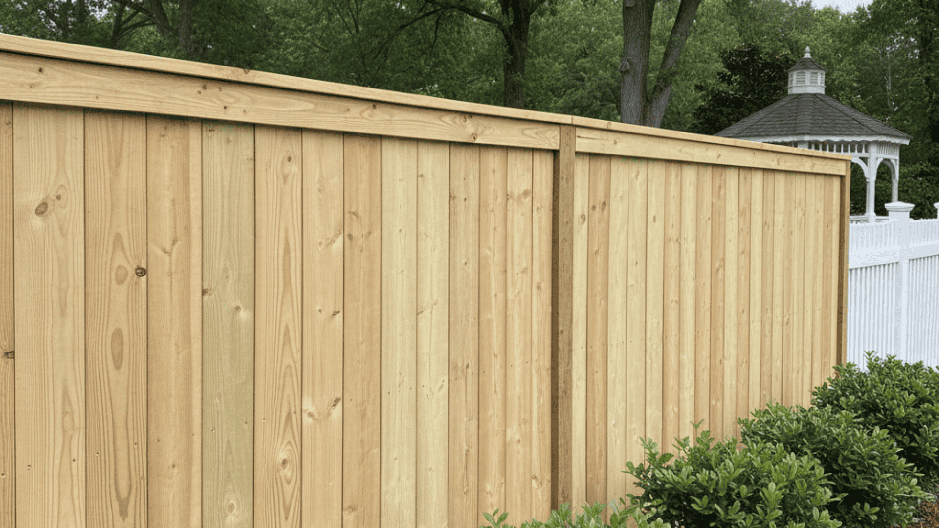 types of wood fence designs