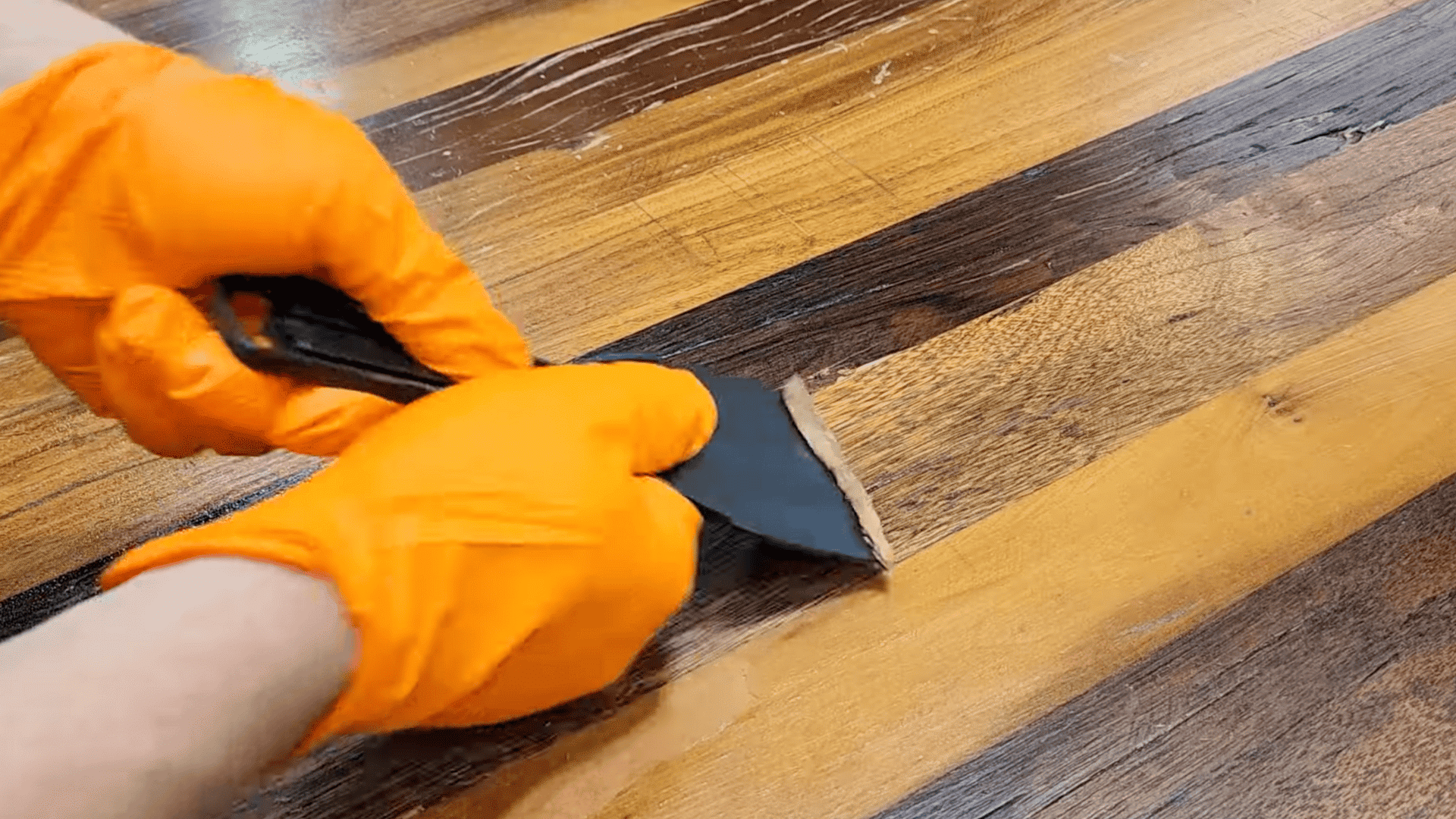 how-to-refinish-table-using-simple-instructions