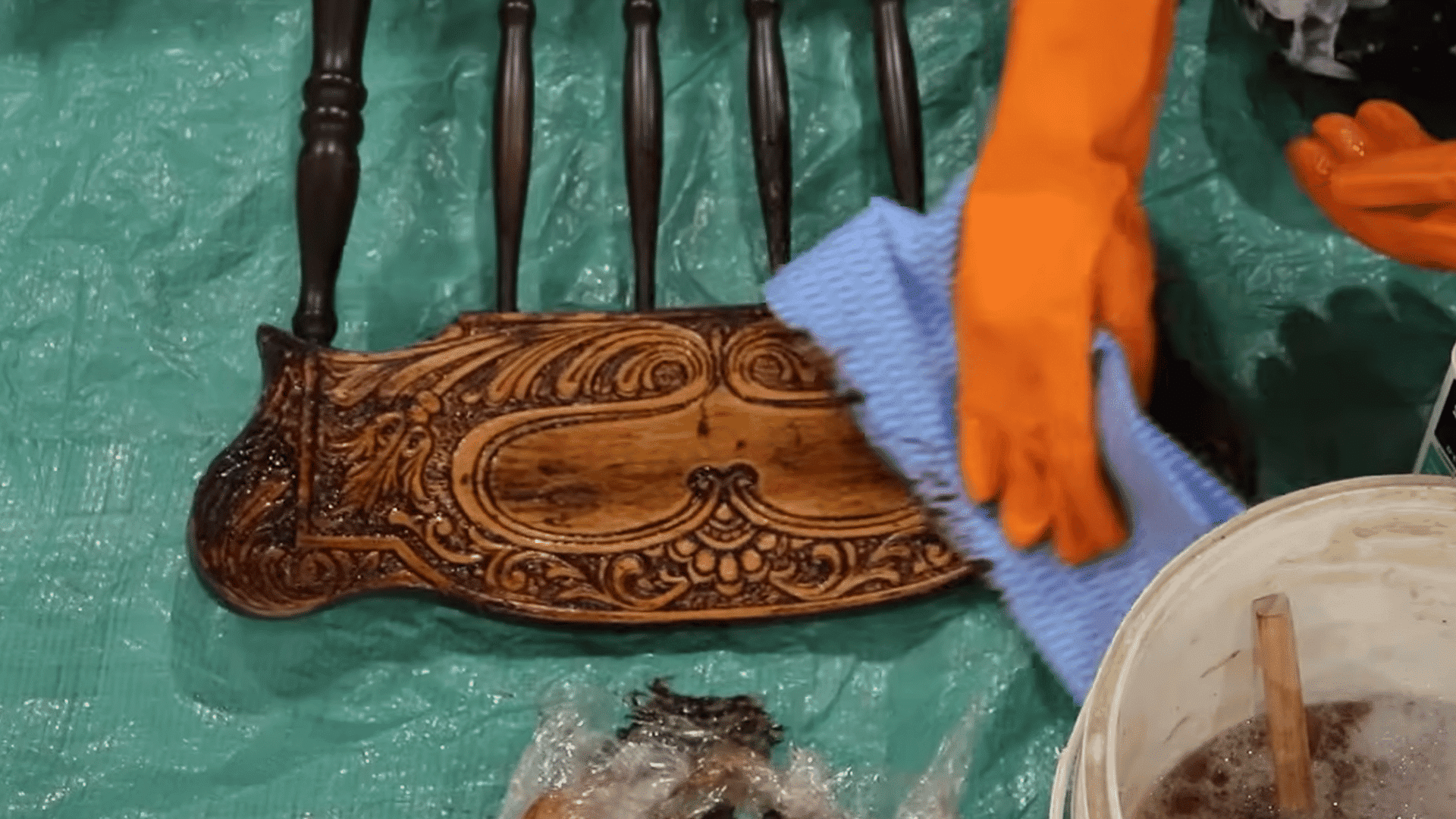 Cleaning stripped wood furniture with mineral spirits after paint removal